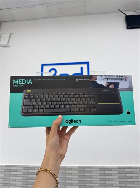 Bàn phím Logitech K400+ - 1 mode receiver - Màu xám - Ngoại hình 98% - Box