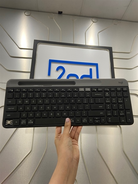 Bàn phím Logitech K580 - 2 Mode: Bluetooth + Receiver - Màu đen - Ngoại hình: 97% - Mất keycap phím Ctrl trái - Body