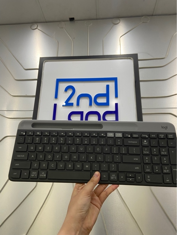 Bàn phím Logitech K580 - 2 Mode kết nối (2.4, bluetooth) - Màu đen - Ngoại hình: 97% - Kèm receiver