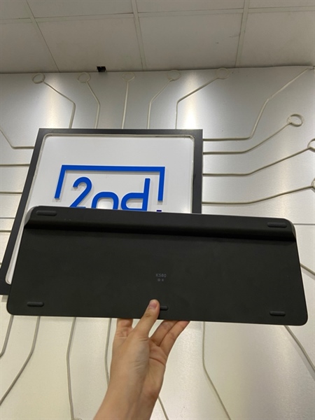 Bàn phím Logitech K580 - Màu xám - Ngoại hình: 98% - Kèm receiver 1