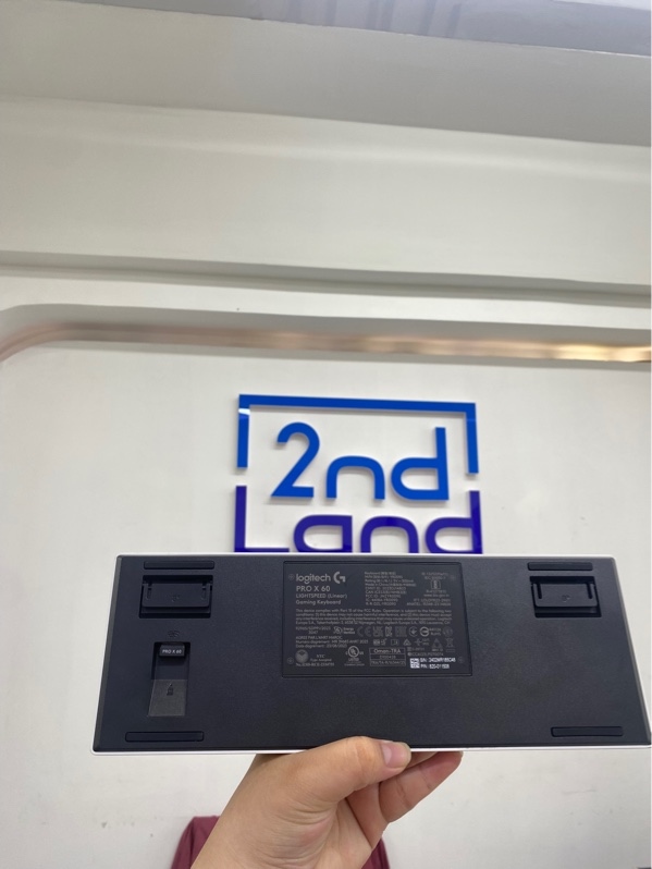 Bàn phím Logitech Pro X60 Lightspeed (Linear switch) - 3 mode (BT/ 2.4G/ dây) - Màu trắng - Ngoại hình 98% - Fullbox