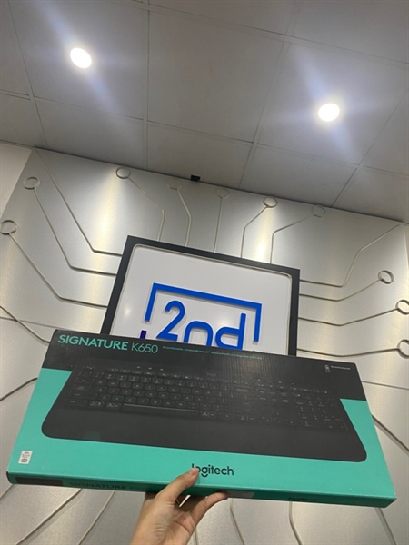 Bàn phím Logitech Signature K650 - Màu đen - Newseal