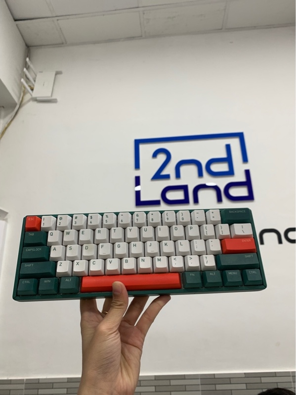 Bàn phím Lqunix F60 2020 - 1 mode - Ngoại hình: 98% - Box