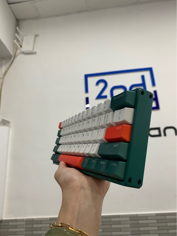 Bàn phím Lqunix F60 2020 - 1 mode - Ngoại hình: 98% - Box