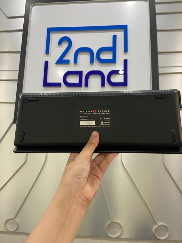 Bàn phím Mad 60HE - 1 mode dây kết nối - Màu đen - Ngoại hình: 97% - Đã thay 3 phím keycap khác - FullBox 2