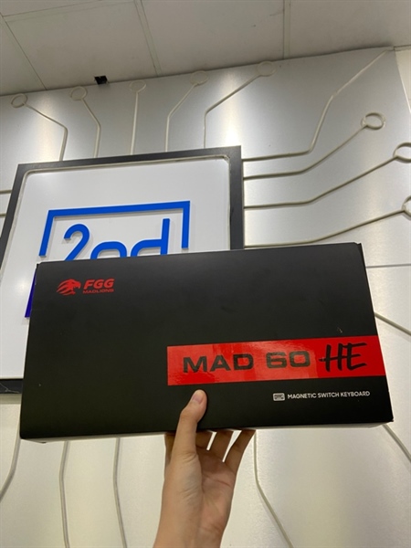 Bàn phím Mad 60HE - Màu đen - Ngoại hình: 97% - Đã thay keycap phím X - Kèm Box