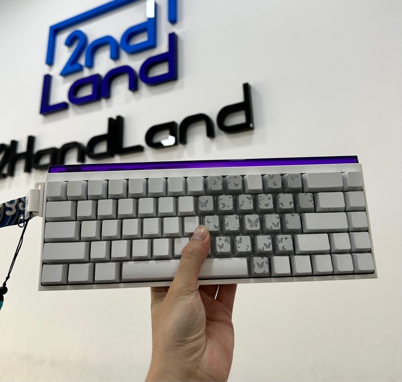 Bàn phím Madlion Nano 68 - 1 mode : Dây - Màu trắng - Ngoại hình 97% - Body