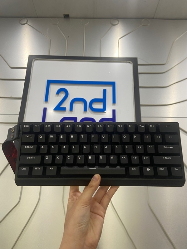 Bàn phím MadLions MAD 60 HE - RGB - Màu đen - Ngoại hình: 98% - Body