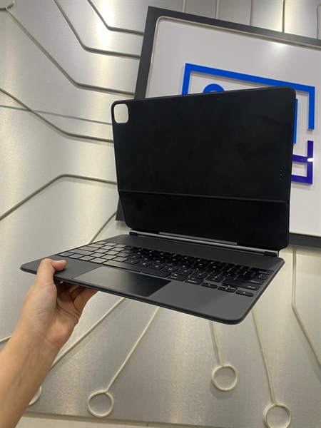 Bàn phím Magic Keyboard 12,9 inch For iPad M1, M2 - Màu đen - Ngoại hình: 98% - FullBox 3