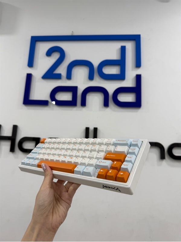 Bàn phím Monka 3067 pro - 3 mode - Màu trắng - Ngoại hình 98% - Ố đế chống trượt - Kèm dây, usb-c