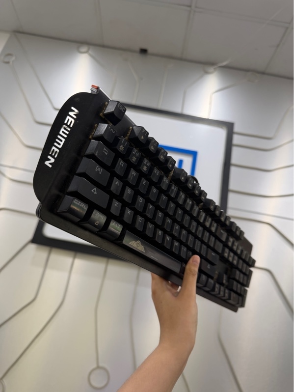 Bàn phím Newmen GM368 - 1 Mode dây - Màu đen - Ngoại hình: 97% - Liệt 1 số phím - Body