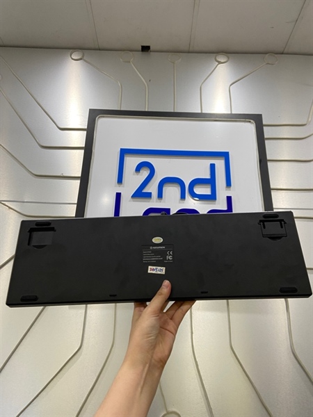 Bàn phím Newmen GM369 - 1 Mode dây - Màu đen - Ngoại hình: 97% - Mất 1 chỗ kê phím - Body 1