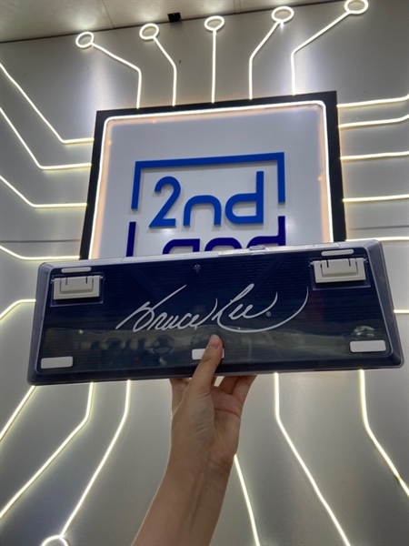 Bàn phím Pulsar PCMK 3 HE TKL Burce Lee 85th Edition - 1 Mode dây - Màu trắng - Ngoại hình: 98% - FullBox 2