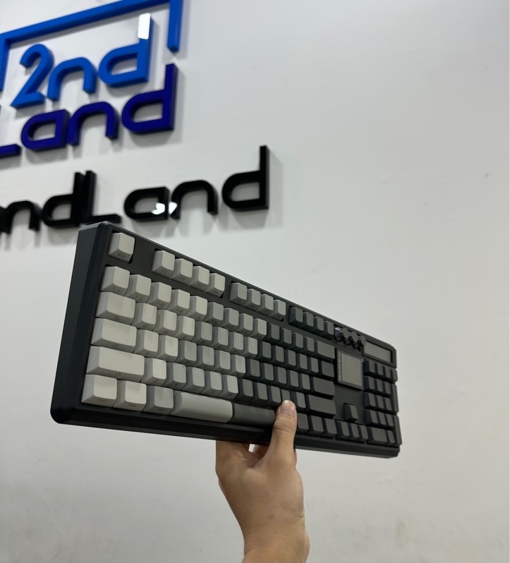 Bàn phím SKYLOONG GK104 PRO - 3 mode - Màu đen xám - Ngoại hình 97% - Kèm box + Dây kết nối + Reciver