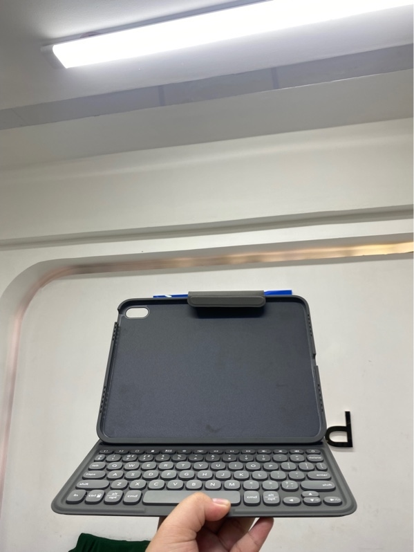 Bàn phím Zagg Pro Keys - iPad 10.9 inch - ( Gen 10, Gen 11) - Màu xám - Ngoại hình 98% - Fullbox - Còn Bh Zagg đến T12/26