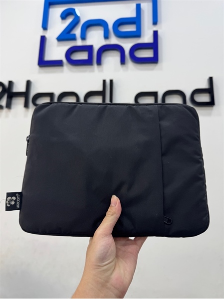 Bảng Vẽ Điện Tử Wacom Intuos M CTL-6100 - Phiên bản không Bluetooth - Màu đen - Ngoại hình 98% - Kèm túi đựng + Dây kết nối + Bút 3