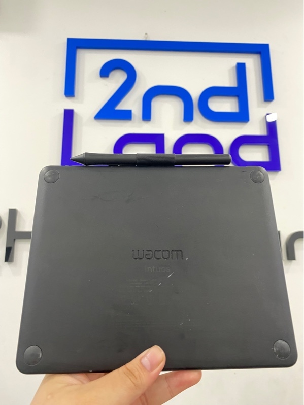 Bảng vẽ điện tử Wacom Intuos S (mã CTL-4100) - Màu đen - Ngoại hình 97% - Trầy, dính sơn - Body