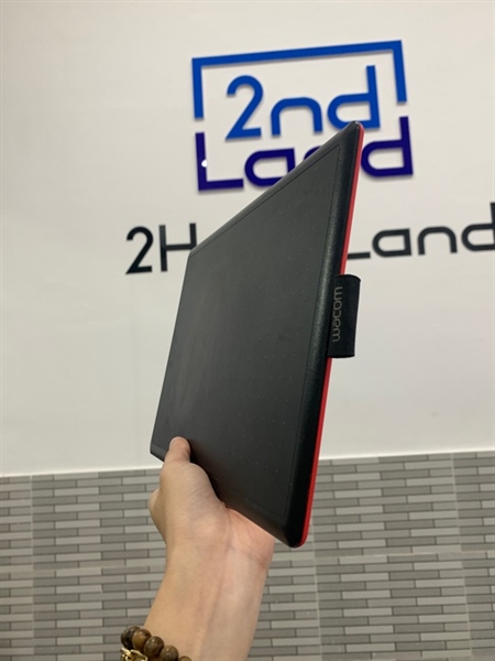 Bảng vẽ Wacom CTL-672 - Màu đỏ - Ngoại hình: 97% - Trầy, ngòi bút tòe - Body 1