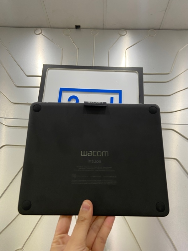 Bảng vẽ Wacom Intous CTL-4100 - 1 mode dây kết nối - Màu đen - Ngoại hình: 98% - FullBox