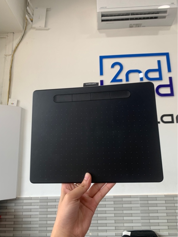 Bảng vẽ Wacom intous ctl-6100 - Màu đen - Ngoại hình: 98% - Fullbox