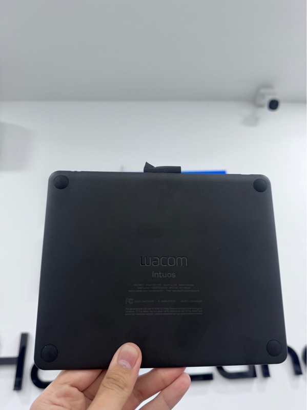 Bảng vẽ Wacom intous - Model CTL 4100 - Màu đen - Ngoại hình 97,5% - Trầy xước nhẹ - Fullbox