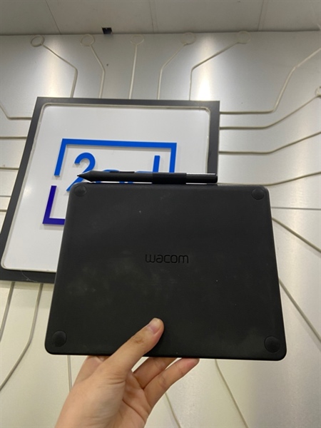 Bảng vẽ Wacom Intuos CTL-4100WL - 2 Mode : Dây + Bluetooth - Màu đen - Ngoại hình: 97% - Kèm dây + bút 1