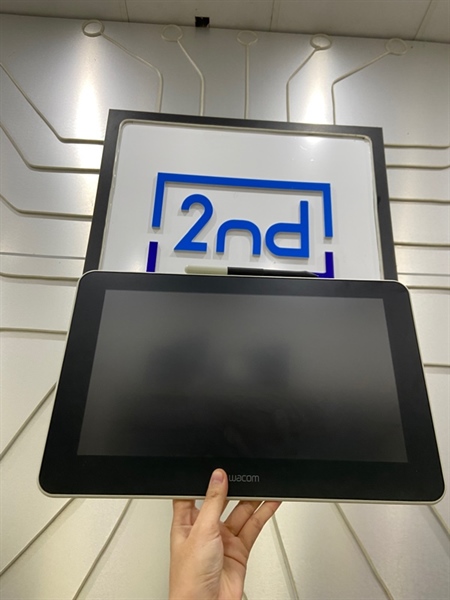Bảng vẽ Wacom One 13.3 inch HD - Màu trắng - Ngoại hình: 97% - Kèm nguồn + bút