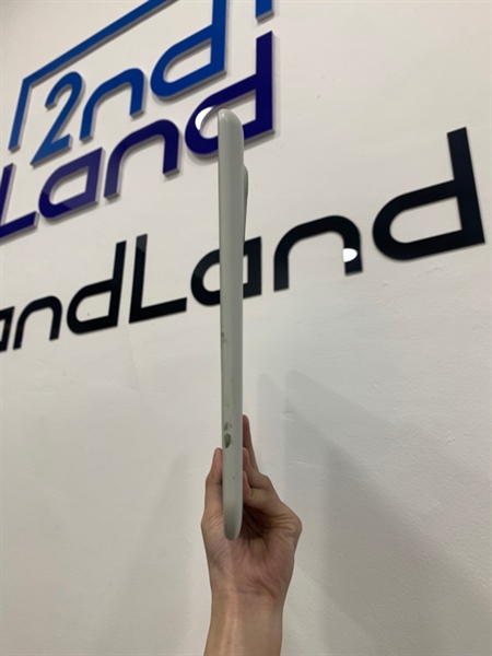 Bảng vẽ Wacom One DTC 133 - Màu trắng - Ngoại hình: 97% - Màn xước - Fullbox 2