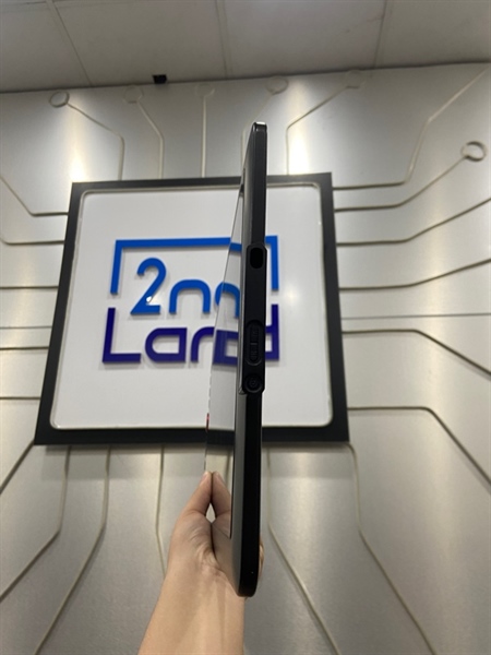 Bảng vẽ XP-Pen Artis 15.6 Pro - Màu đen - Ngoại hình : 97% - Màn viền ám hồng nhẹ - Kèm dây kết nối + bút 1