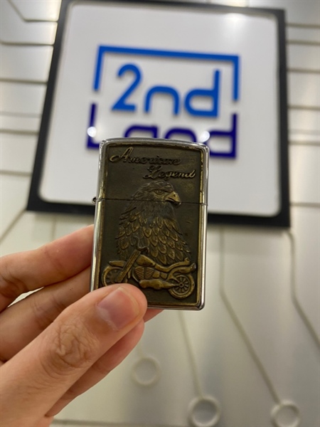 Bật lửa Zippo American Legend - Màu bạc - Ngoại hình: 97% - Trầy , tim khét - Body