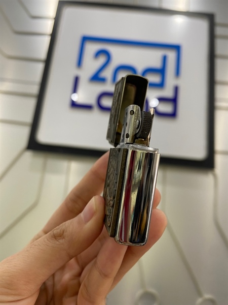 Bật lửa Zippo American Legend - Màu bạc - Ngoại hình: 97% - Trầy , tim khét - Body 2