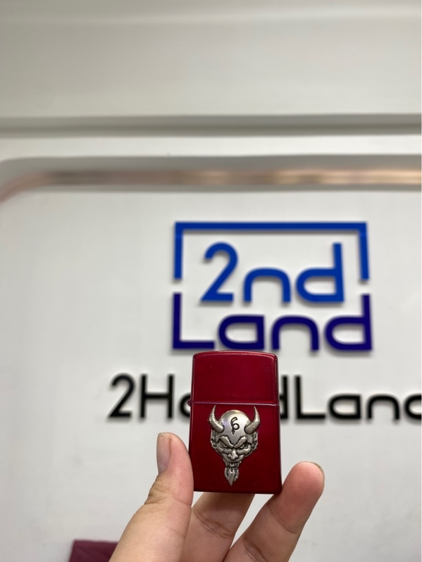 Bật lửa Zippo El Diablo Emblem Candy Apple Red - Màu đỏ - Ngoại hình 97% - Kèm Box