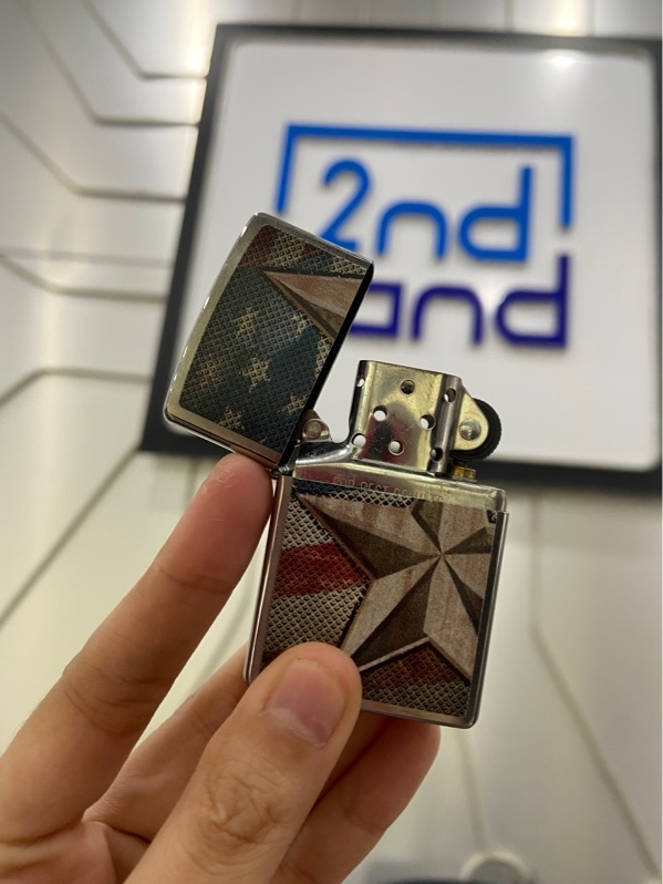 Bật lửa Zippo Windproof Lighter Classic Retro American Star - Màu bạc - Ngoại hình: 98% - FullBox