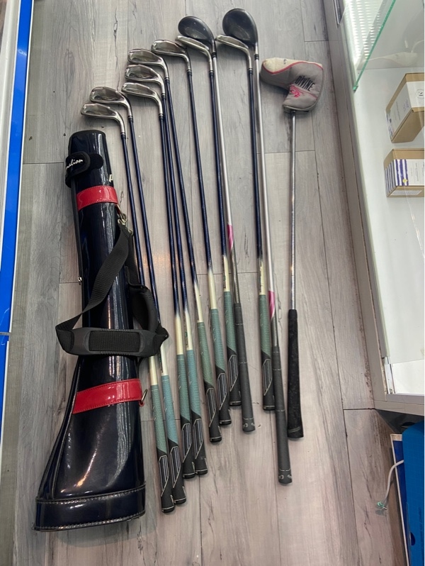Bộ 11 gậy Callaway Solaire - Màu đen - Ngoại hình: 97% - Kèm túi