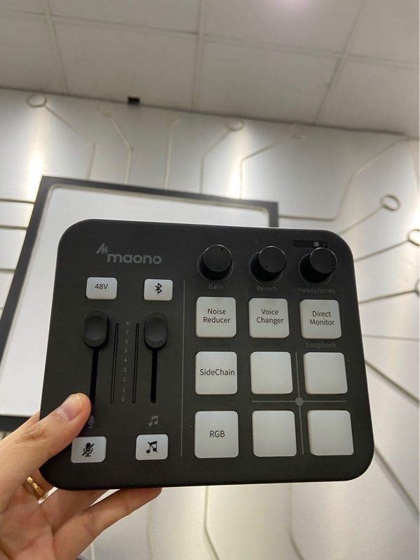 Bộ Audio interface Maonocaster G1 Neo - Màu đen - Ngoại hình: 98% - Kèm Box + 1 dây nguồn + 1 dây 3.5mm