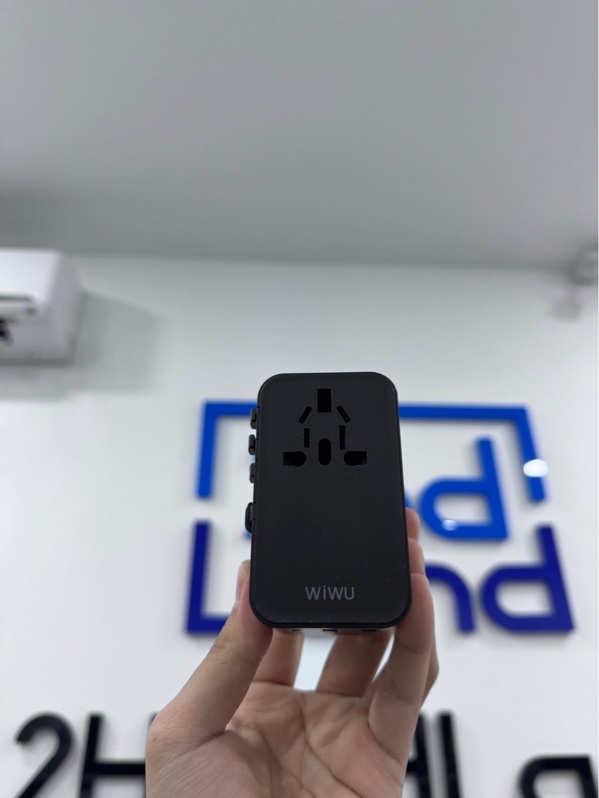 Bộ chuyển đổi WIWU TRAVEL UNIVERSAL UA004 - Màu đen - Ngoại hình 98% - Body