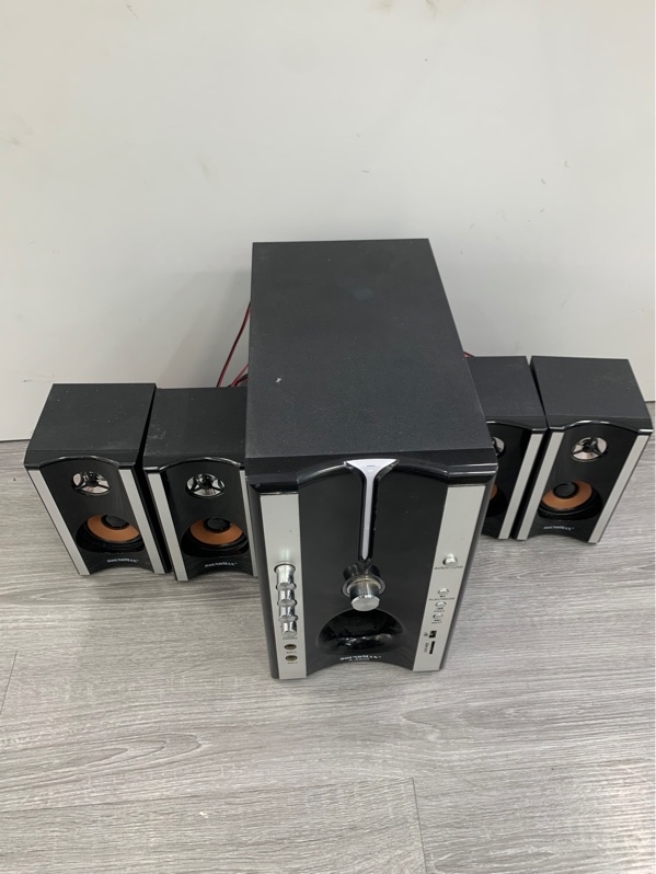 Bộ loa Soundmax A8900 - Màu đen - Ngoại hình: 97% - Body