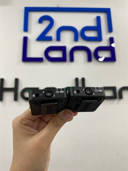 Bộ Mic Rode Wireless Go 2 - Màu đen - Ngoại hình 98% - Kèm 1 đầu thu 2 đầu phát , 1 dây kết nối 2