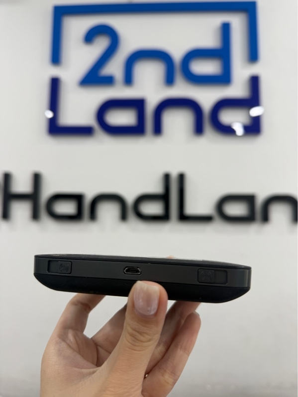 Bộ phát Wifi 4G Netgear Aircard 791L - Màu đen - Ngoại hình xấu - trầy xước nhiều , chảy nhựa nhẹ - Body