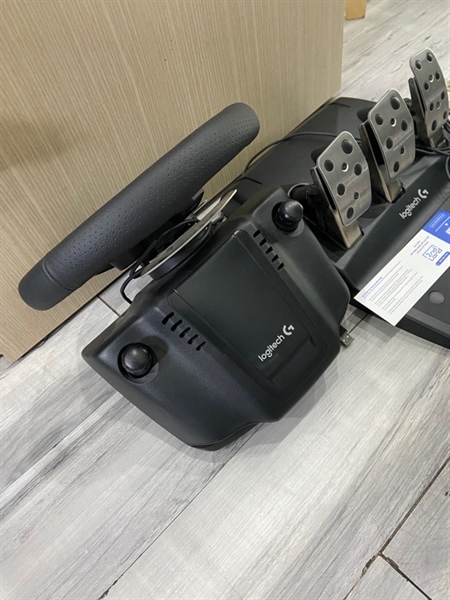 Bộ vô lăng G29 - Màu đen - Ngoại hình: 98% - Kèm cần số + chân đạp 2