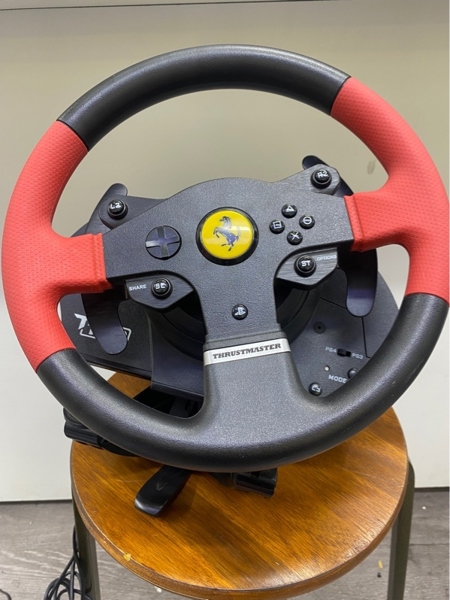 Bộ vô lăng Thrustmaster T150 Ferrari Edition - Màu đen - Ngoại hình 97% - Không lên nguồn - Kèm bàn đạp (pedal) - SẢN PHẨM LỖI KHÔNG BẢO HÀNH