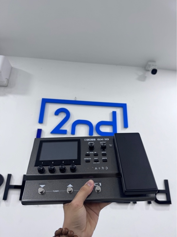 Bộ xử lý âm thanh Boss GX-10 Guitar Effects - Màu đen - Ngoại hình 98% - kèm box