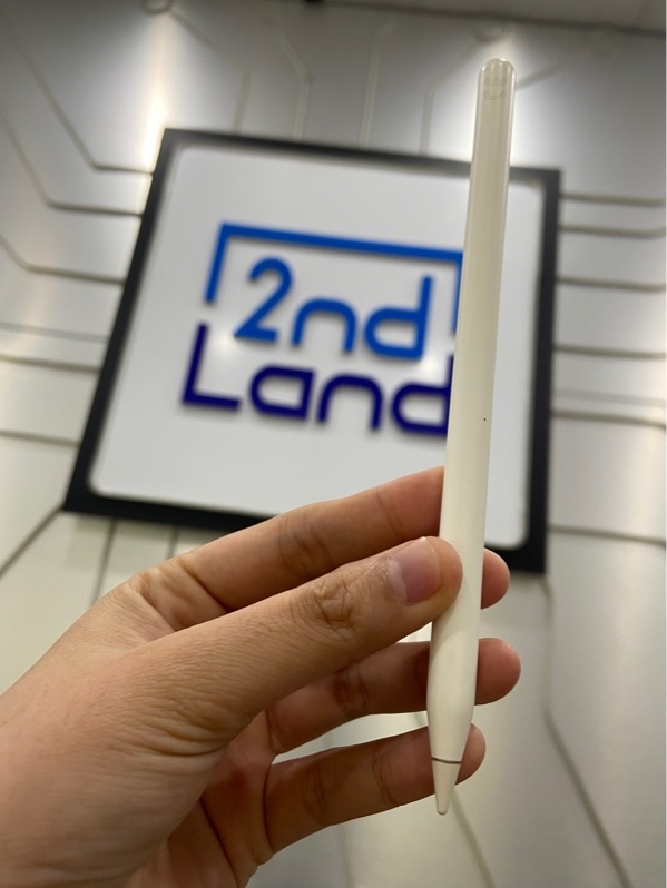 Bút Apple Pencil 2 - Màu trắng - Ngoại hình: 97% - Chai pin nhẹ, ố vàng, ngòi bút cùn - Body
