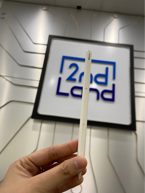 Bút Apple Pencil 2 - Màu trắng - Ngoại hình: 97% - Chai pin nhẹ, xước - Body