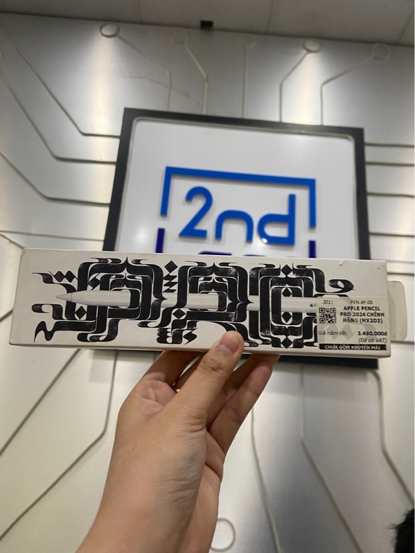 Bút Pencil Pro - Màu trắng - Ngoại hình: 97% - FullBox