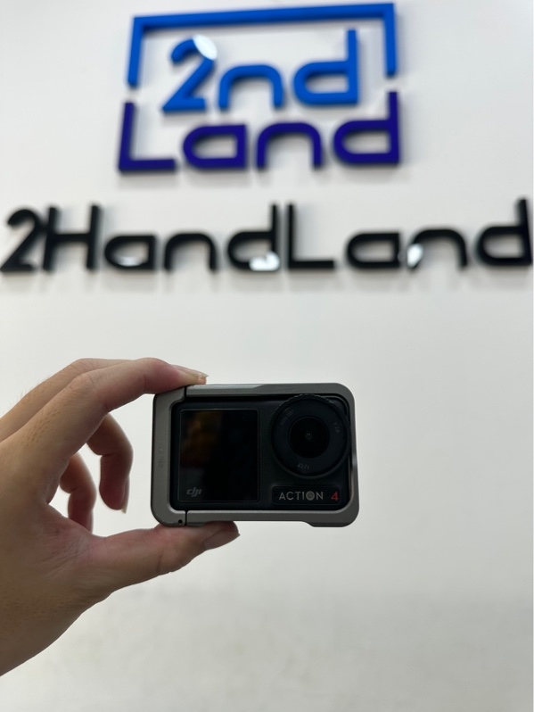 Camera DJI Osmo Action 4 Combo - Màu đen - Ngoại hình 97% - Trầy cấn - Kèm 3 Pin + 1 sạc + 1 khung (thiếu phụ kiện)