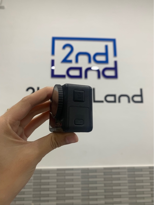 Camera DJI Osmo Action 4 - Màu đen - Ngoại hình: 98% - Kèm dock 2 pin + gậy + tripod