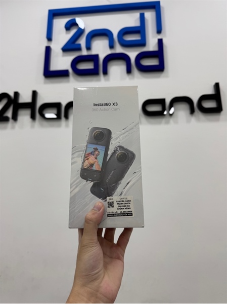 Camera hành trình Insta 360 One X3 - Màu đen - Ngoại hình 97.5% - Kèm box + Túi đựng + Dây sạc + 1 pin + Thẻ nhớ SD 128GB