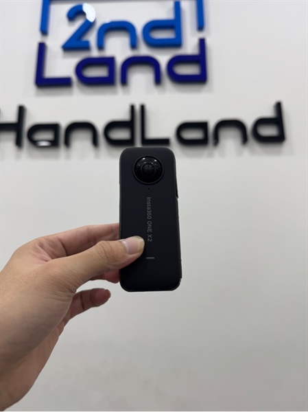 Camera hành trình Insta360 One X2 - Màu đen - Ngoại hình 97% - Cam trầy xước, tróc cao su - Kèm 1 pin + Thẻ 64gb + Túi đựng