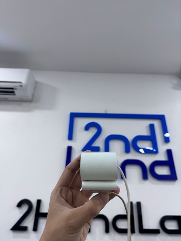 Camera Imou Versa IPC-C22FP-C - Màu trắng - Ngoại hình 96% - Dây ố vàng - Kèm dây nguồn
